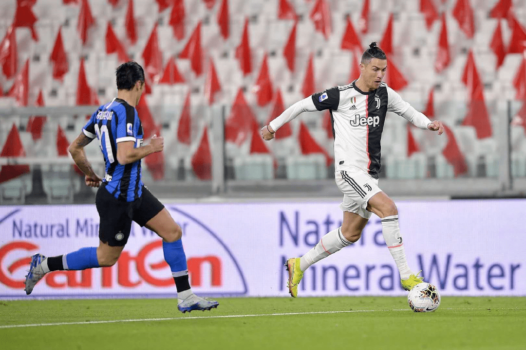  拉齐奥补时绝平佛罗伦萨，蓝鹰众将众志成城抢回一分