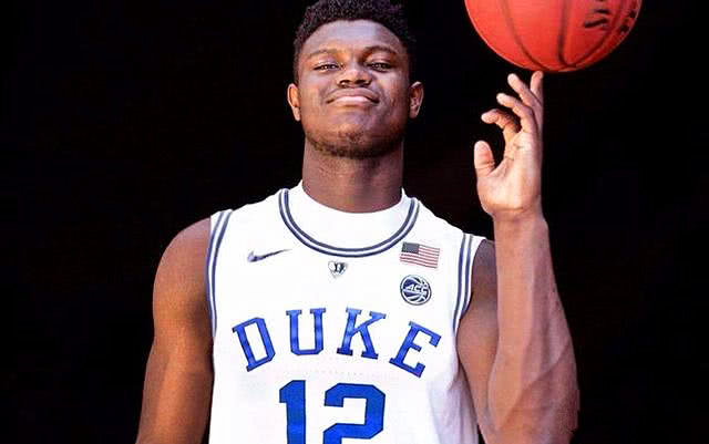  锡安复出首战砍两双鹈鹕力克马刺，状元郎状态火热回归