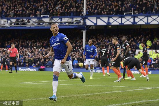  埃弗顿遭遇连败危机，管理层紧急开会商讨对策  